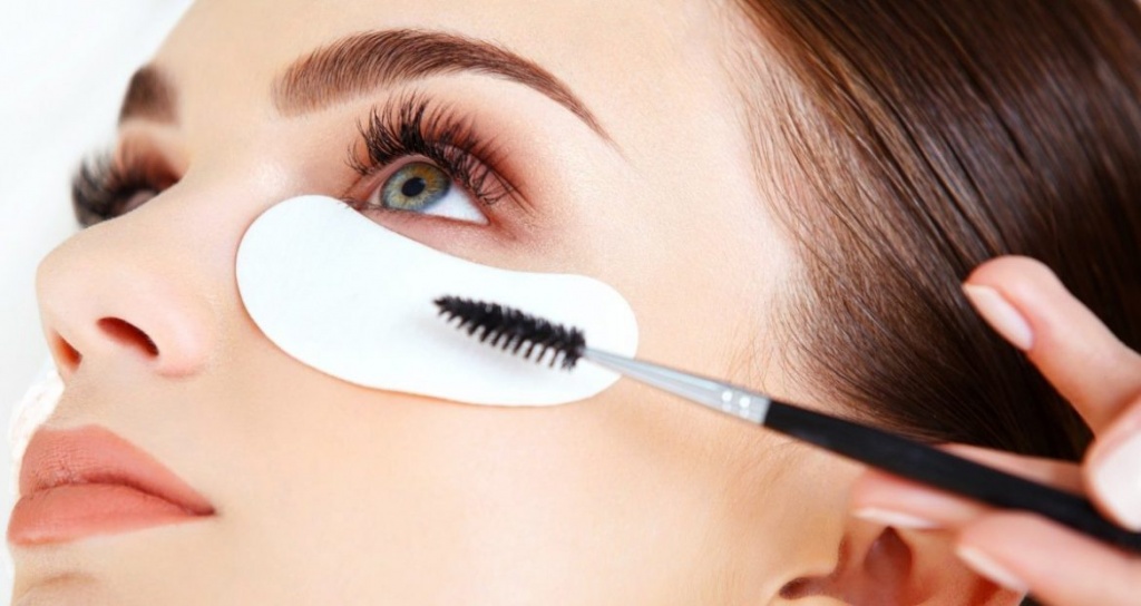 окрашивание ресничек